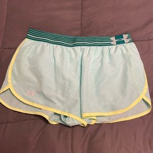 Under Armour green short